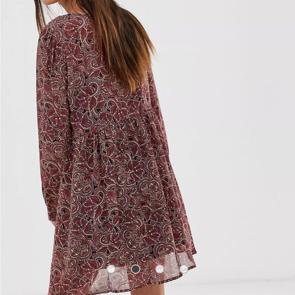 ASOS ONLY dress tiered brick Red & Black Paisley Print Chiffon Dress SZ M - Picture 11 of 12